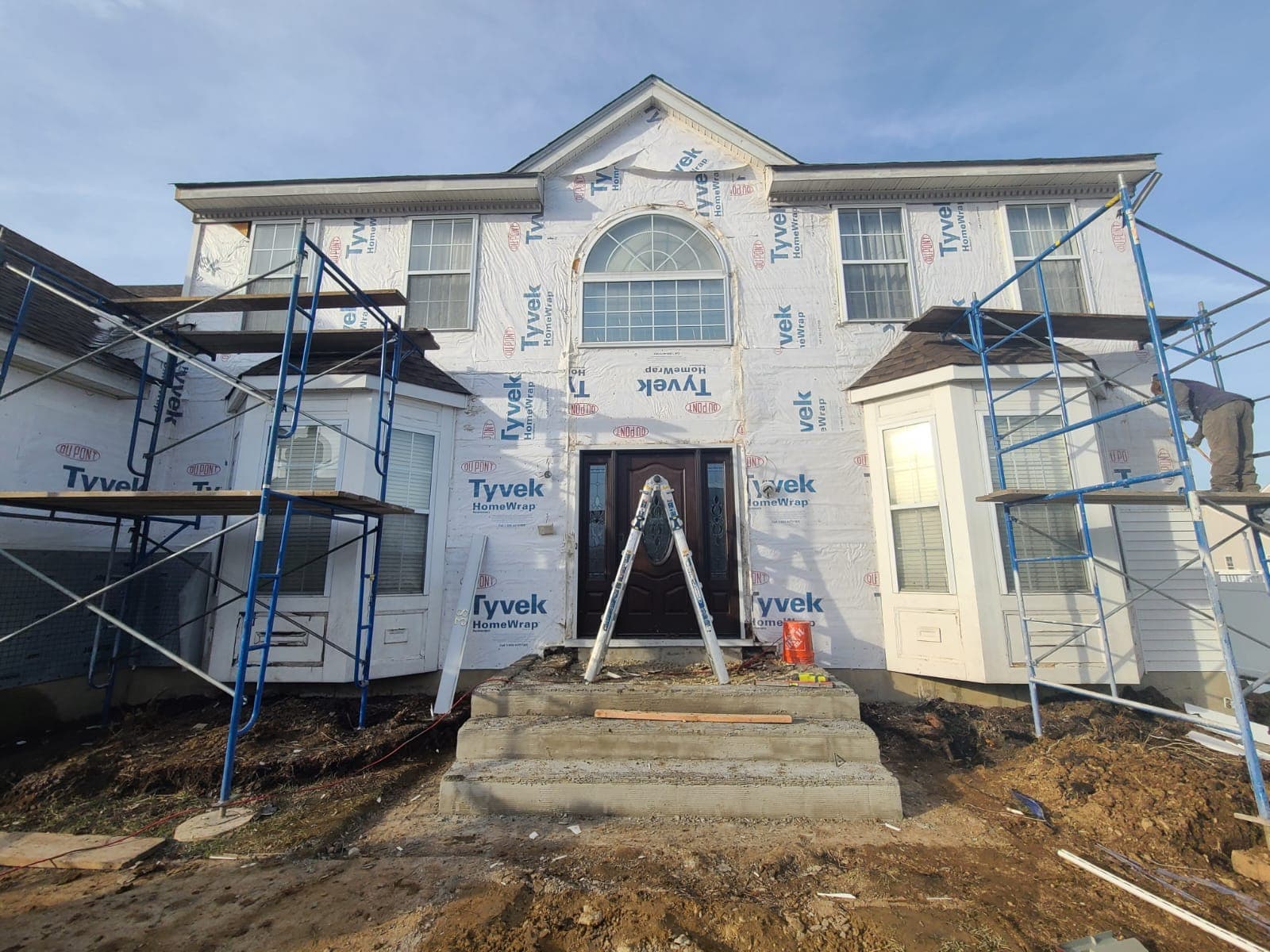 New home siding with Tyvek weather barrier