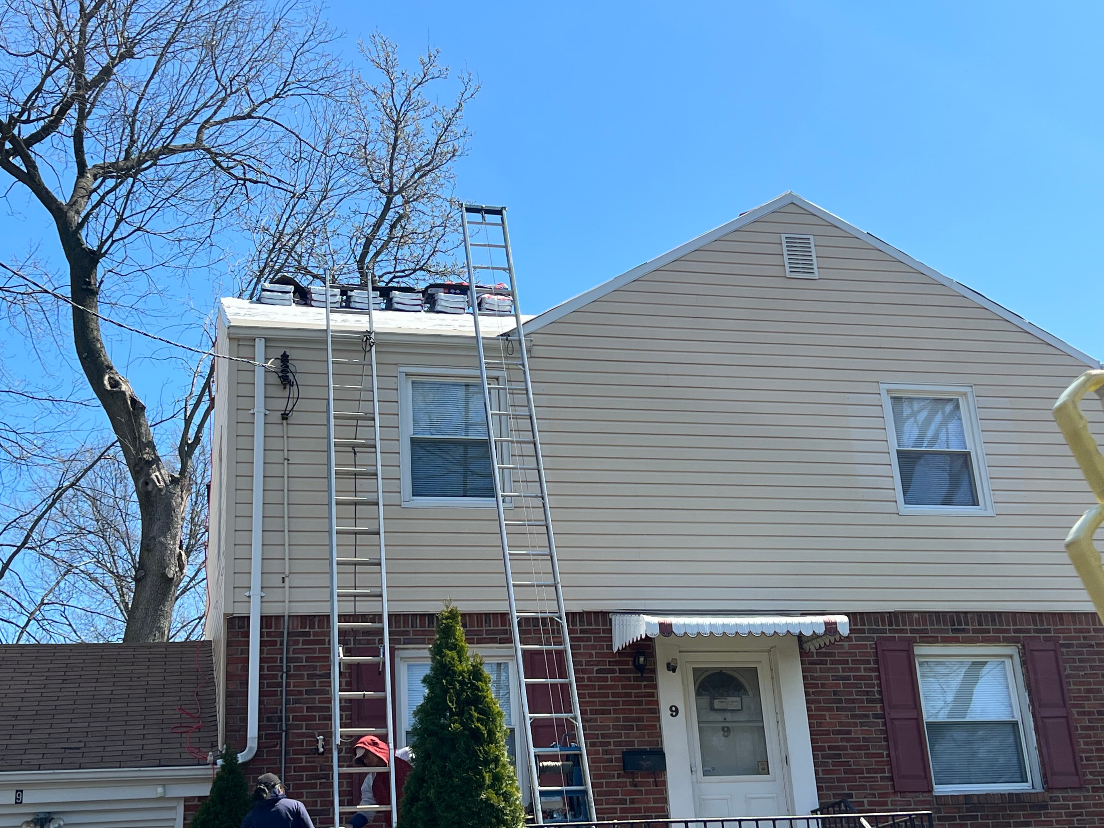 Siding and gutter work on an NJ home