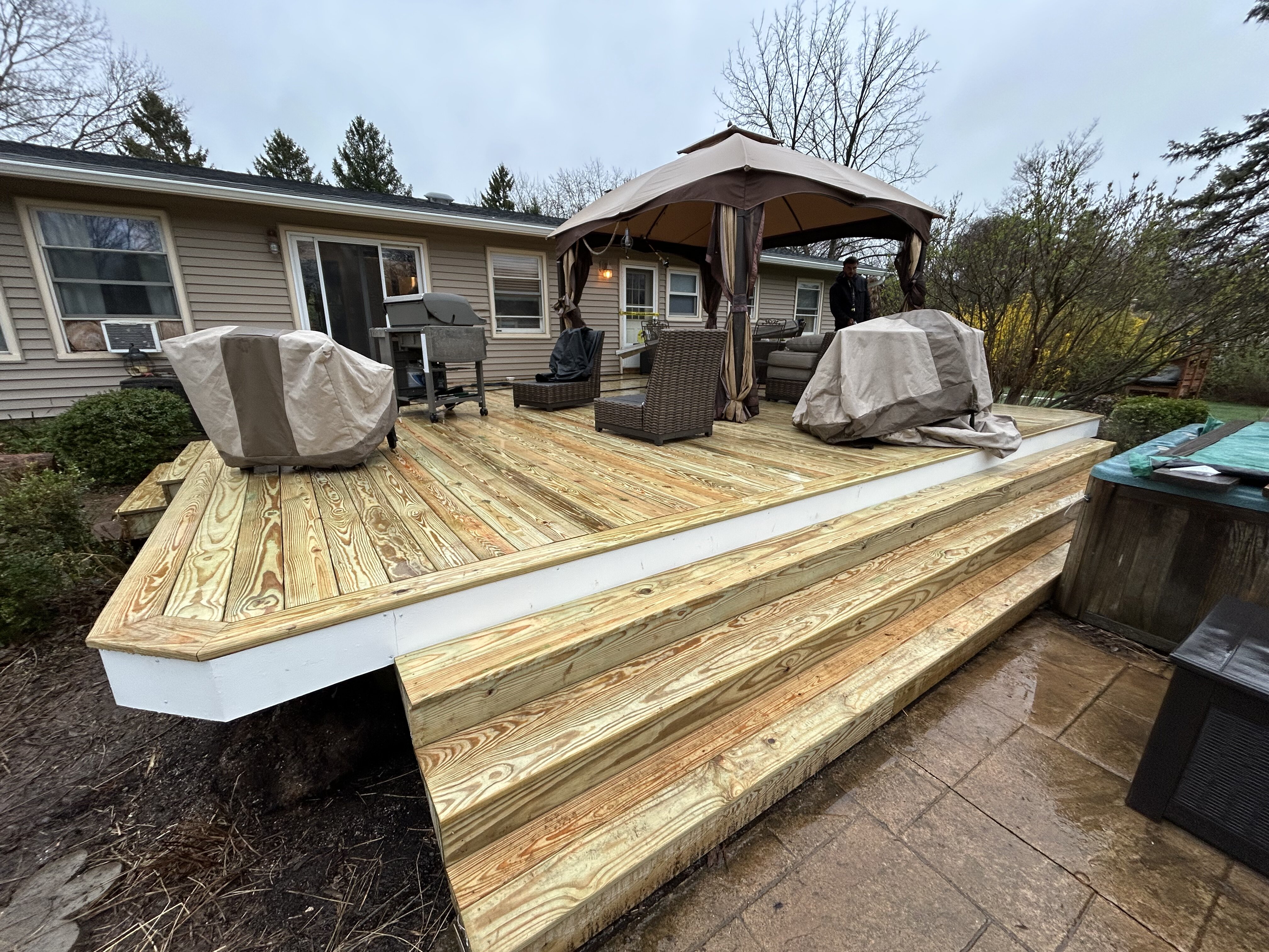 Large Deck with Gazebo
